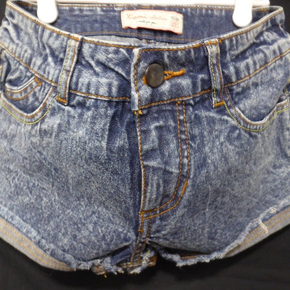 XIOMI COLLECTION, size 26, jean shorts, BNWOT